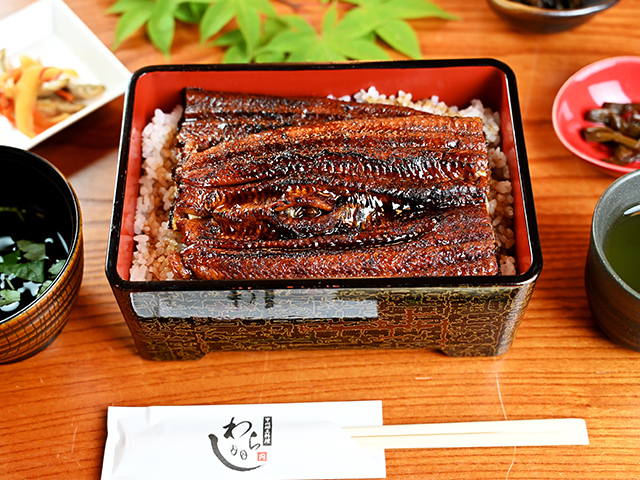 甲州郷土料理 わらじ 写真3